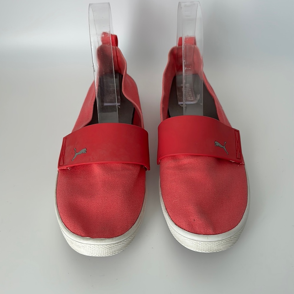 Puma women’s pink sneaker shoes size 8.5